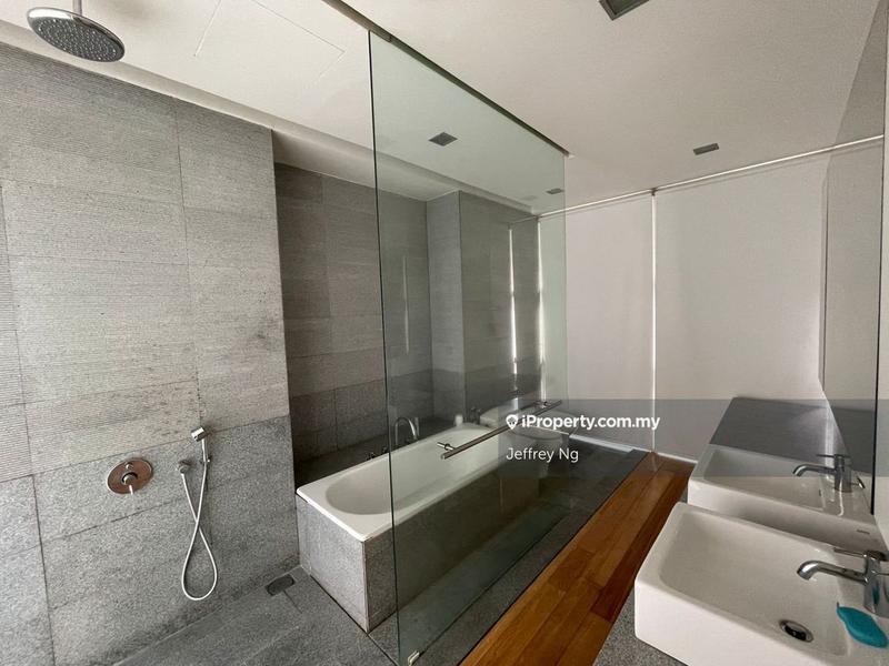 For Sale - Park Seven