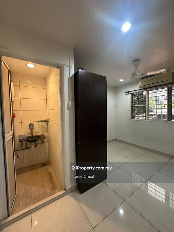 Rumah Berangkai 2 Tingkat untuk Disewa di Jalan Perlak, Sri Petaling oleh Tracie Cheah - iProperty.com.my