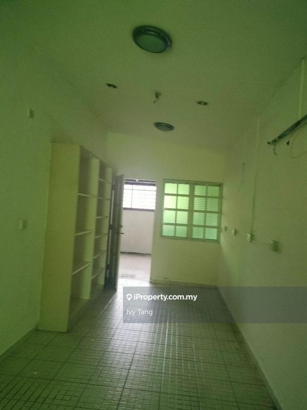 Commercial Bungalow for Rent in Taman Canning, Ipoh by Ivy Tang - iProperty.com.my