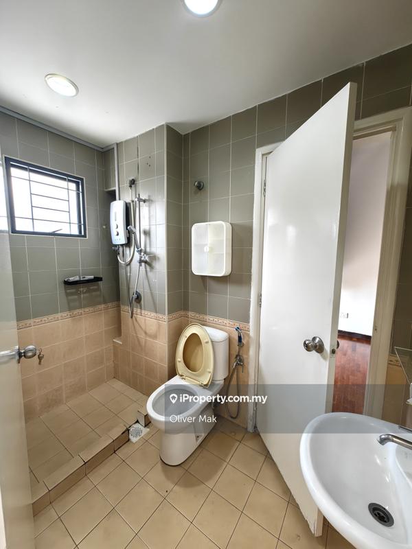 3-storey Terraced House for Sale in Taman Esplanad, Bukit Jalil by Oliver Mak - iProperty.com.my