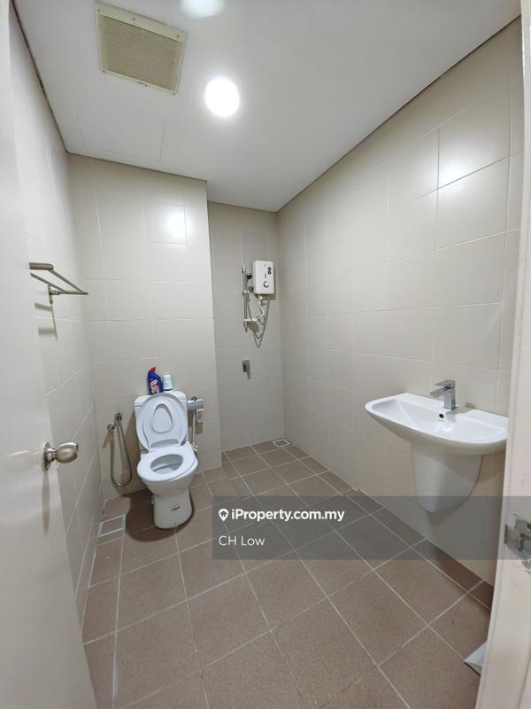 Kediaman Servis untuk Dijual di i-SOHO @ i-City oleh CH Low - iProperty.com.my