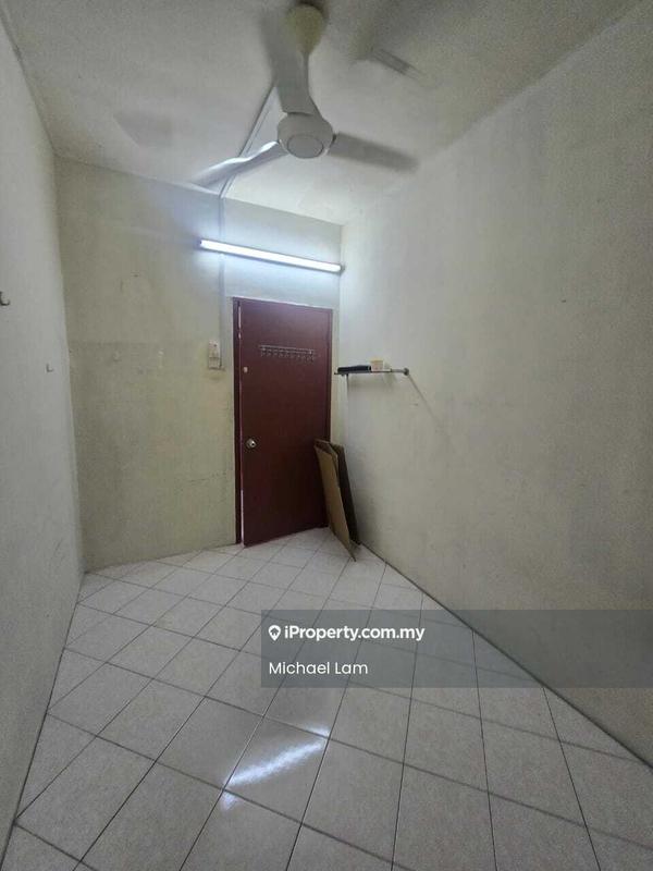 Apartment for Sale in Bayu Puteri by Michael Lam - iProperty.com.my