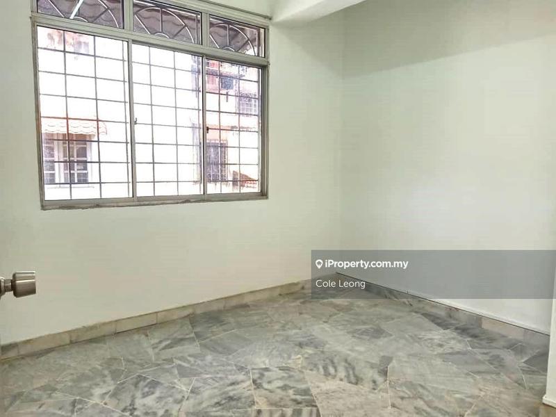 Apartment for Sale in Taman Lembah Maju by Cole Leong - iProperty.com.my