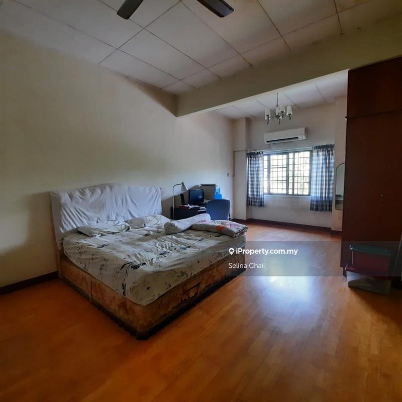 Rumah Teres untuk Dijual di Bukit Jelutong, Shah Alam oleh Selina Chai - iProperty.com.my