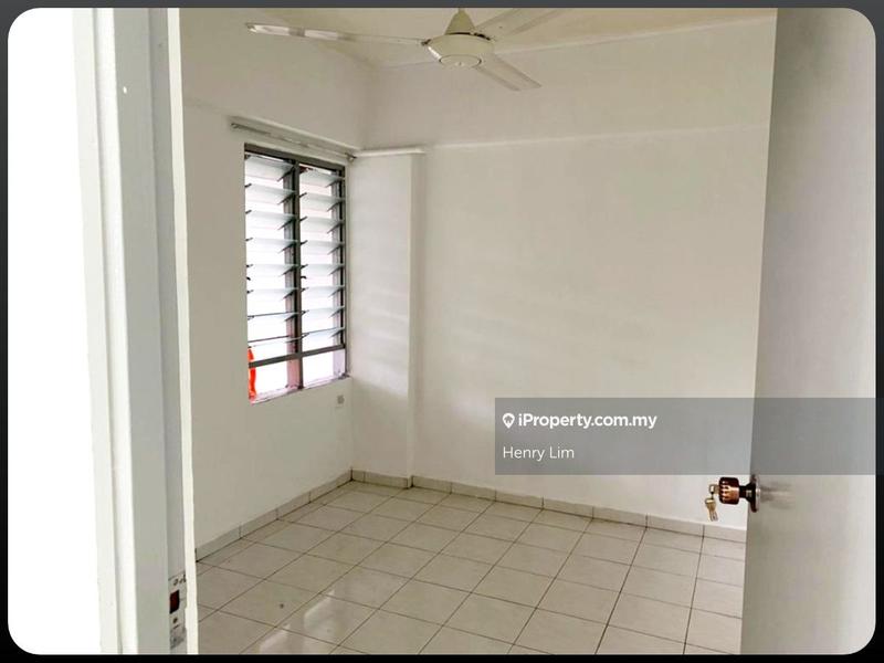 Flat for Rent in Flat Mahkota Cheras (L1 L2 L3 L4 L5) by Henry Lim - iProperty.com.my