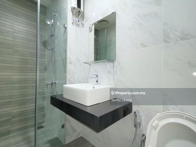 Kediaman Servis untuk Dijual di Emporis oleh Yenna Leong - iProperty.com.my