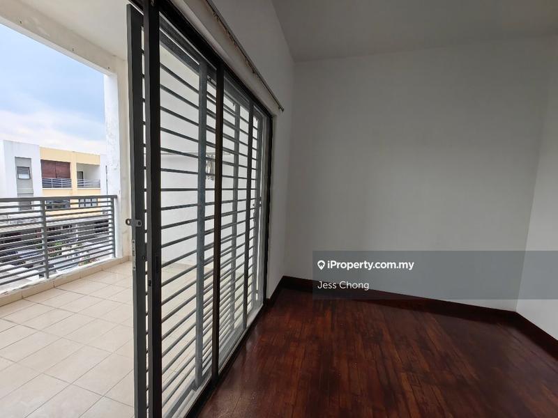 Rumah Bandar untuk Dijual di Puchong, Selangor oleh Jess Chong - iProperty.com.my