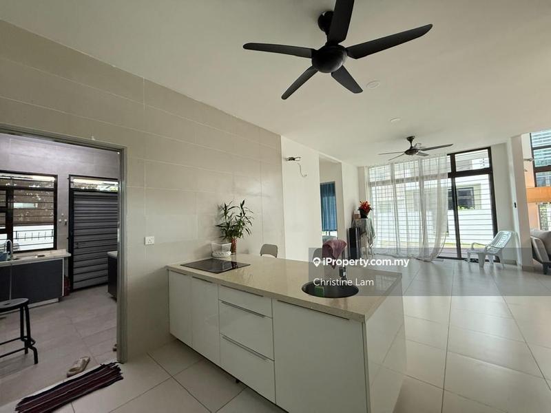 Rumah Berkembar untuk Dijual di ajqrl, Shah Alam oleh Christine Lam - iProperty.com.my