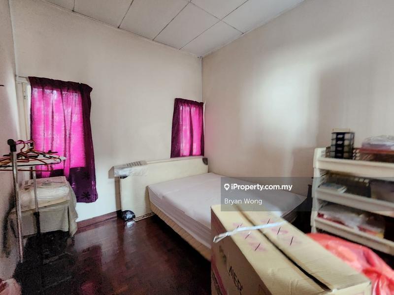 Rumah Berkembar untuk Dijual di Damansara Jaya, Petaling Jaya oleh Bryan Wong - iProperty.com.my