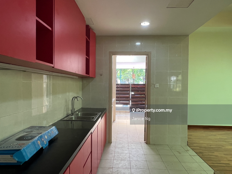 Rumah Teres 2.5-Tingkat untuk Dijual di Sierramas, Sungai Buloh oleh Janice Ng - Master bedroom - iProperty.com.my