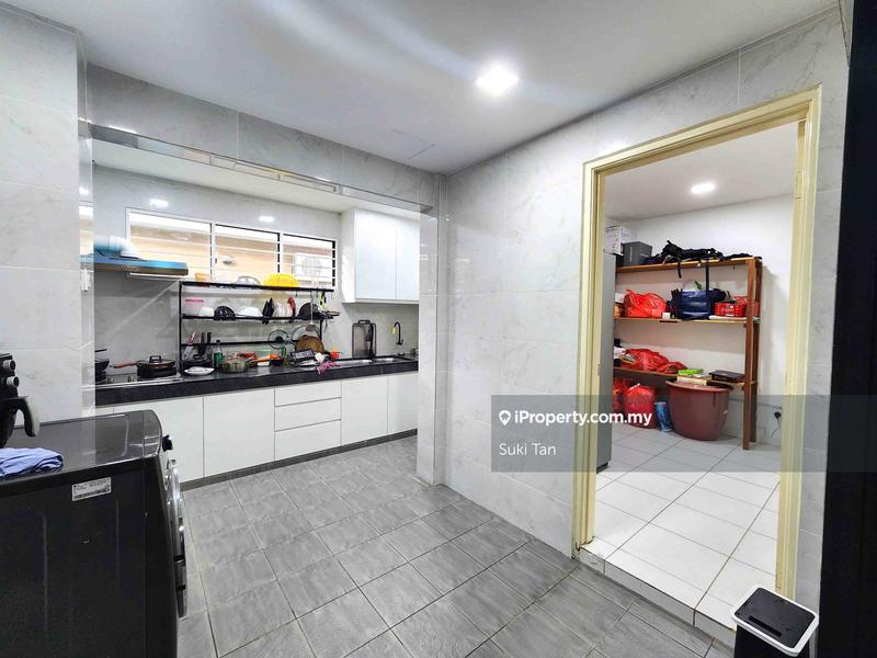3-storey Terraced House for Sale in Lake Fields, Sungai Besi by Suki Tan - iProperty.com.my