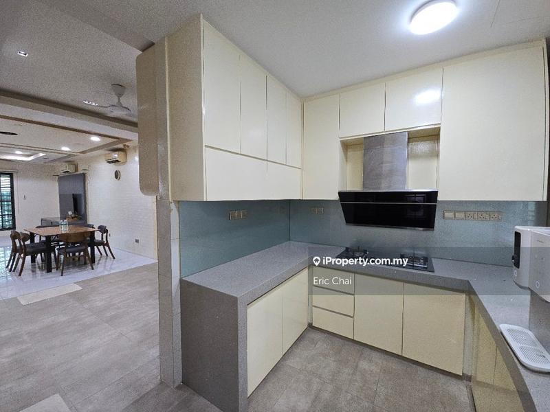 Rumah Berangkai 2 Tingkat untuk Dijual di Kampung Pulau Meranti, Puchong oleh Eric Chai - iProperty.com.my