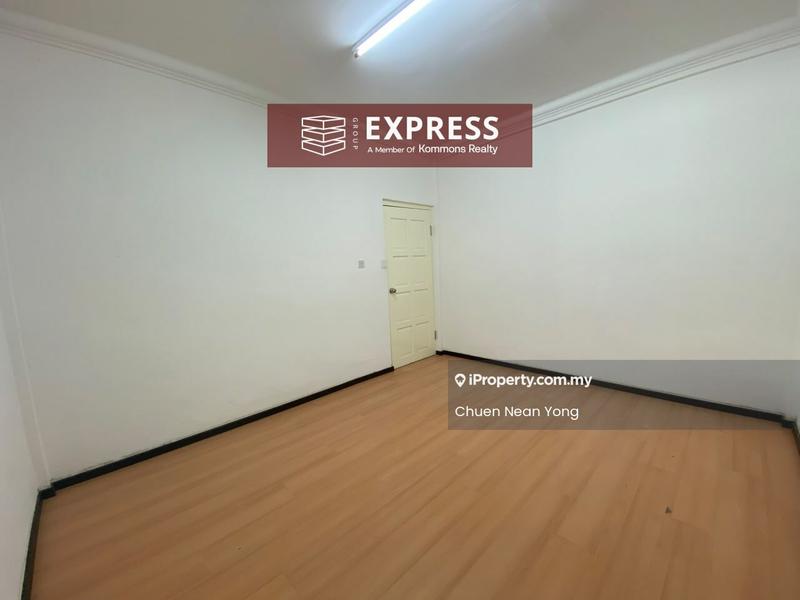Rumah Berkembar untuk Dijual di Riam, Miri oleh Sam Yong - Interior - iProperty.com.my