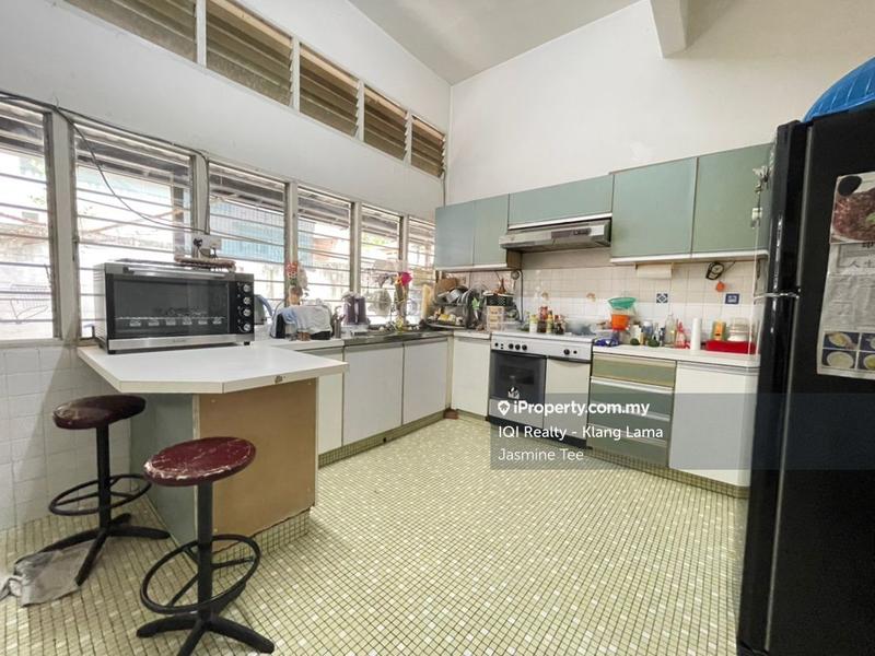 Bungalow House untuk Dijual di Taman Hijau Apartment oleh Jasmine Tee - iProperty.com.my