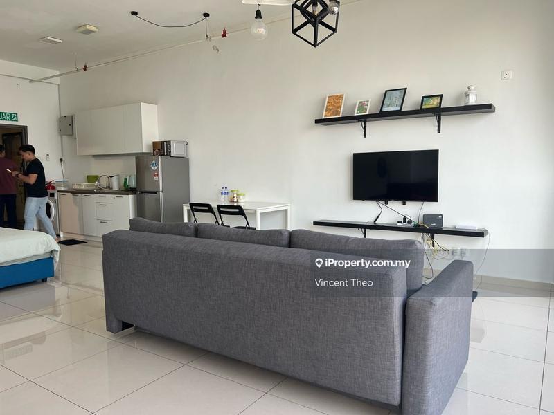Service Residence for Sale in Pinnacle Petaling Jaya by Vincent Theo - iProperty.com.my
