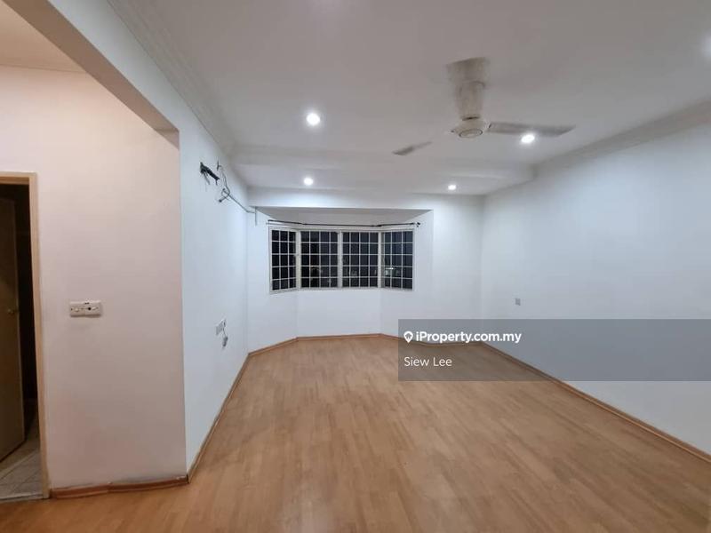 Rumah Teres 2-Tingkat untuk Dijual di Seri Utama Damansara, Kota Damansara oleh Siew Lee - iProperty.com.my