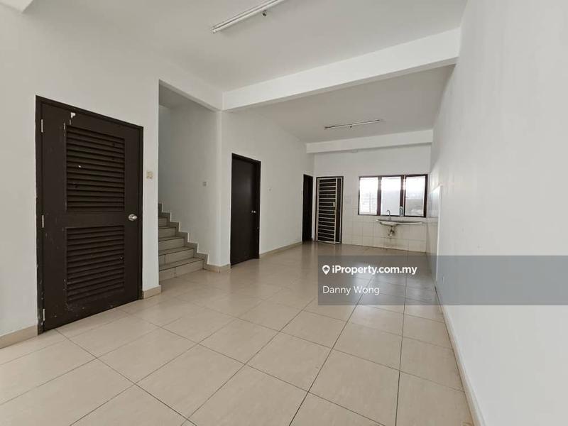 Terraced House untuk Dijual di Taman Kundang Jaya, Rawang oleh Danny Wong - iProperty.com.my
