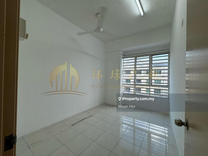 For Sale - Carissa Park Condominium