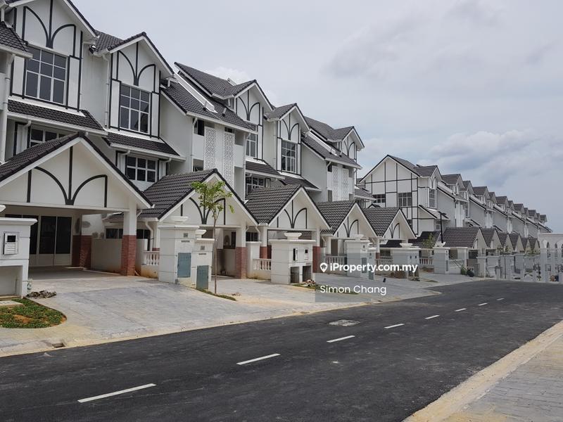 Rumah Teres 3-Tingkat untuk Dijual di Anjung Sari, Setia Alam, Shah Alam, Setia Alam oleh Simon Chang - Exterior - iProperty.com.my