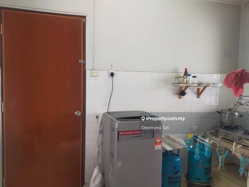Semi-Detached House for Sale in Damansara Jaya, Petaling Jaya by Desmond Tan - iProperty.com.my