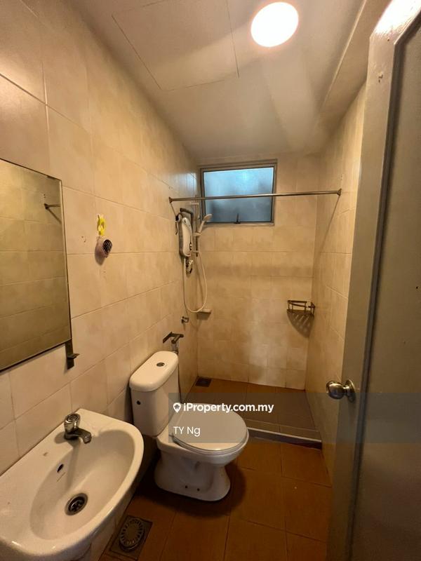 Service Residence for Sale in E-Tiara by Ty Ng - Bathroom - iProperty.com.my
