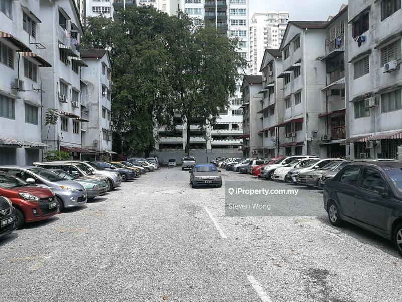 Flat for Sale in Happy Garden Flat by Steven Wong - iProperty.com.my