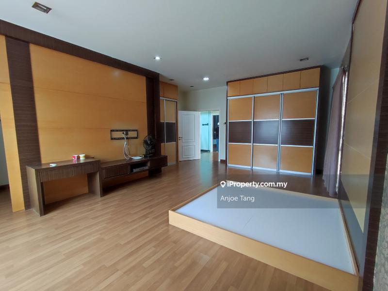 Bungalow House for Sale in Kota Kemuning, Shah Alam by Anjoe Tang - iProperty.com.my