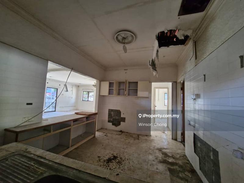 Bungalow House for Sale in George Town, Penang by Winson Chong - iProperty.com.my