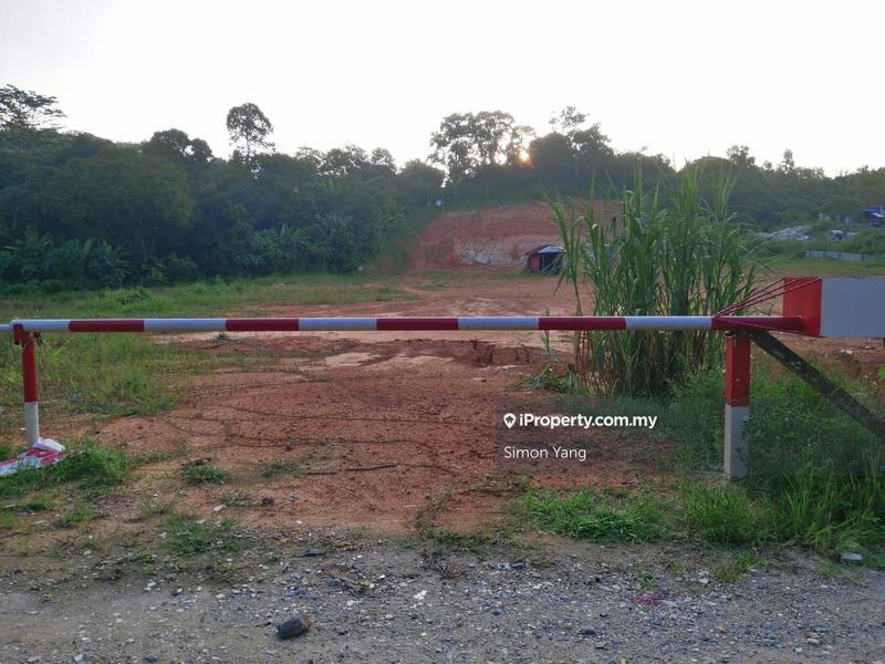 Tanah Pertanian untuk Dijual di Taman Bukit Serdang, Seri Kembangan oleh Simon Yang - iProperty.com.my