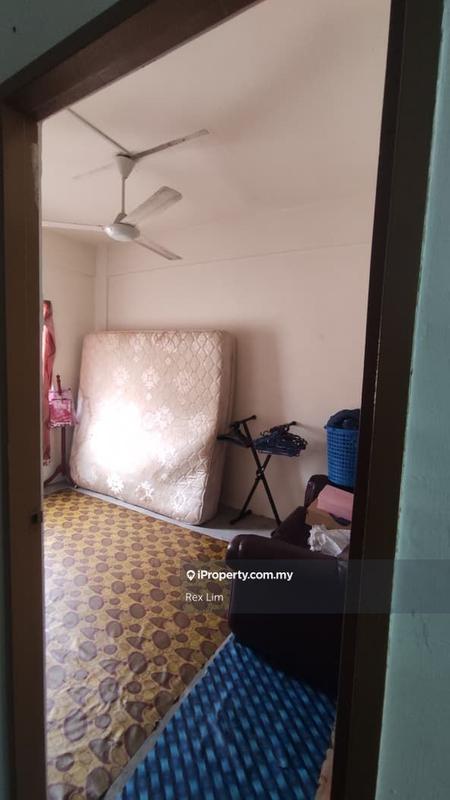 Apartment for Sale in Puchong Utama Court 2 by Rex Lim - iProperty.com.my