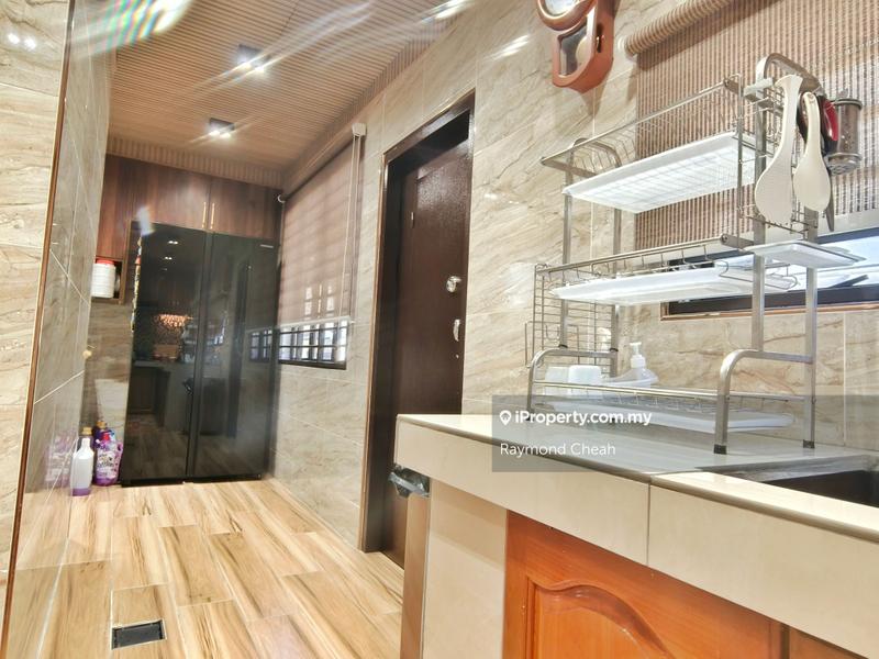 Rumah Berangkai 2 Tingkat untuk Dijual di Kota Kemuning, Shah Alam oleh Raymond Cheah - iProperty.com.my