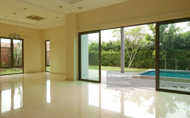 Bungalow House for Sale in Bukit Gita Bayu, Seri Kembangan by Venice Chong - iProperty.com.my