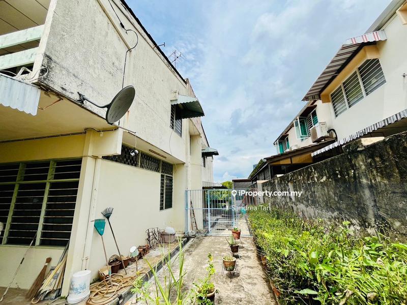 Semi-Detached House for Sale in 2-Storey Semi D at Tanjong Tokong, Tanjung Tokong by Sandrea Tan - iProperty.com.my