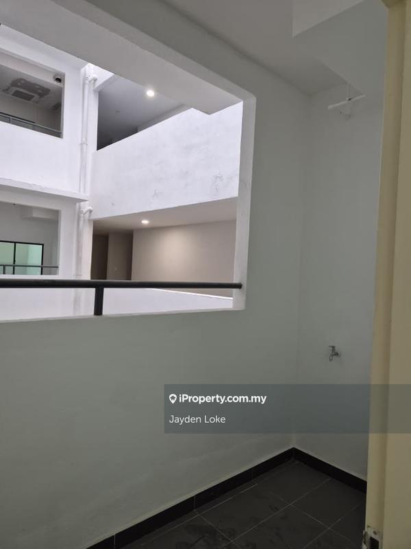 For Rent - Brezza Hill