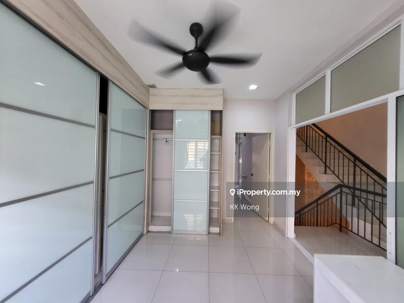 4-storey Terraced House for Sale in DJ Villa 2, Damansara Jaya, PJ, Petaling Jaya by KK Wong - iProperty.com.my
