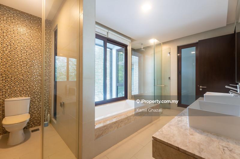 Semi-Detached House for Sale in LAKE VIEW Yara Twinvilla 2.5 Storey Semi-D House, Presint 8 by Kamil Ghazali - iProperty.com.my
