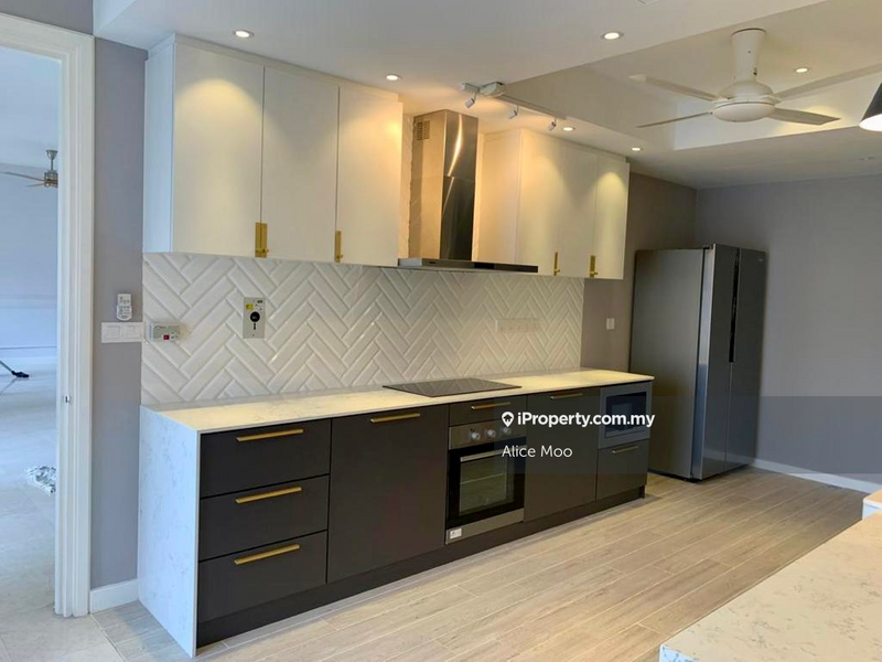 For Rent - Hampshire Park Condominium