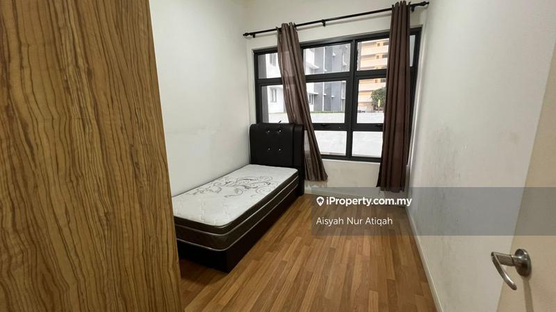 Kondominium untuk Dijual di Lakeville Residence oleh Aisyah Nur Atiqah - iProperty.com.my