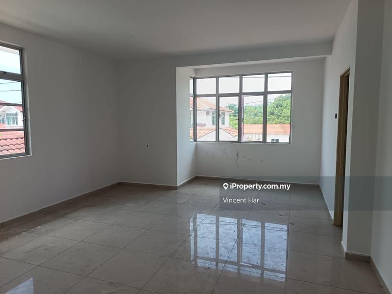 Semi-Detached House for Sale in Taman Desa Manjung Point, Lumut by Vincent Har - iProperty.com.my