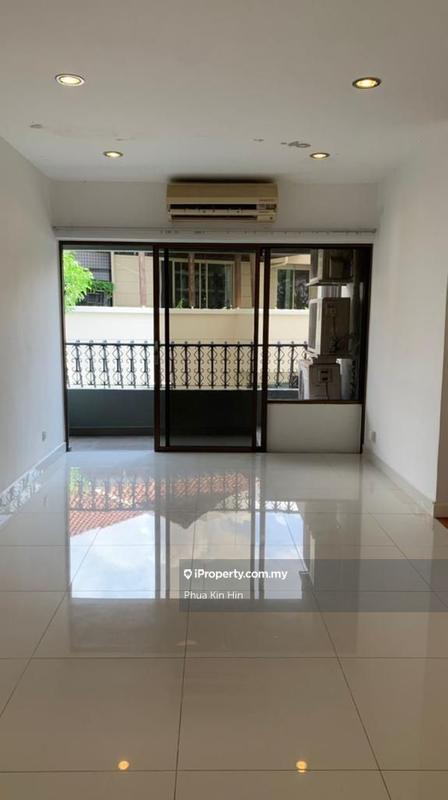 For Rent - Merak Kayangan Court
