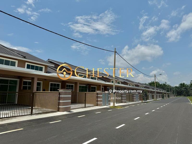 Rumah Teres 1-Tingkat untuk Dijual di Parit Sulong, Batu Pahat oleh Lee Kee - iProperty.com.my