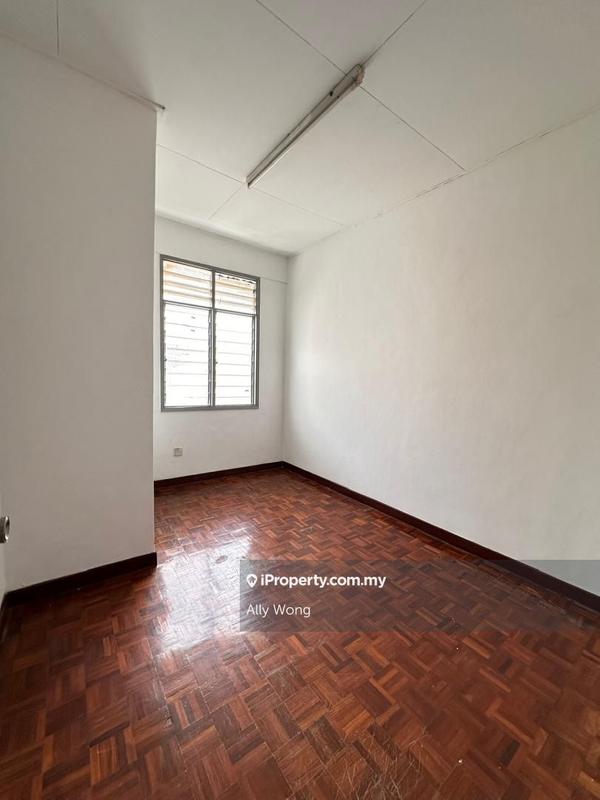 Rumah Teres 2-Tingkat untuk Dijual di Taman Puncak Jalil, Seri Kembangan oleh Ally Wong - iProperty.com.my