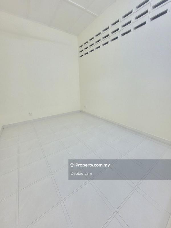 1-storey Terraced House for Sale in hwg9a, Bangsar by Debbie Lam - iProperty.com.my