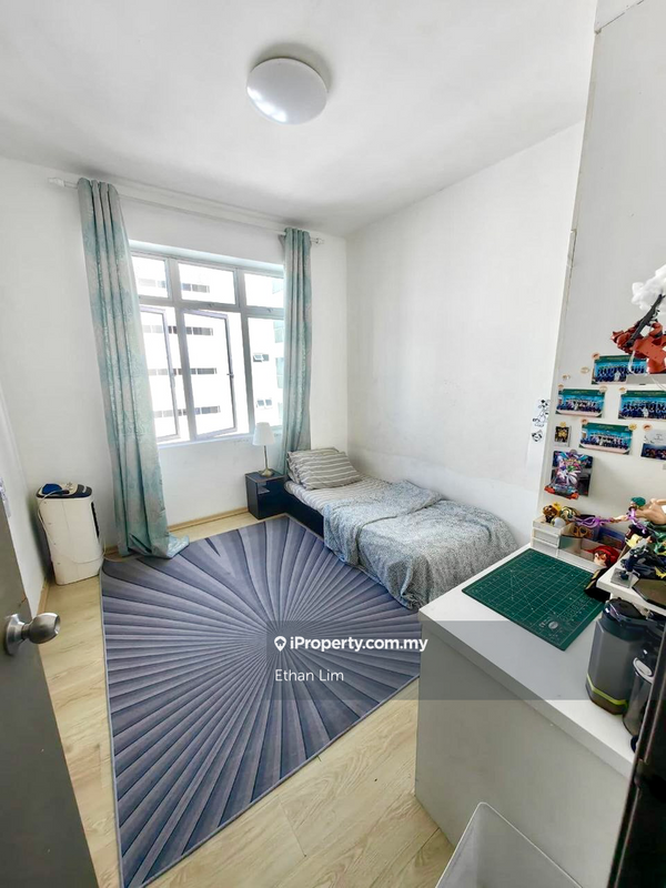 Service Residence for Sale in Larkin Heights by Ethan Lim - iProperty.com.my