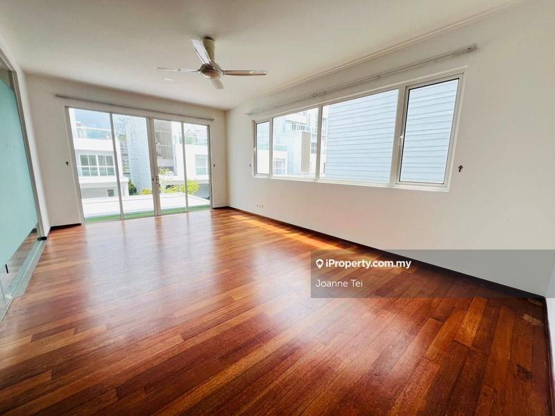 Bungalow House for Sale in Lakefront Villa, Cyberjaya by Joanne Tei - iProperty.com.my