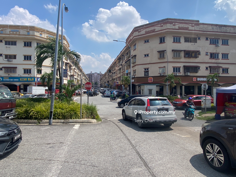 Kedai untuk Dijual di Taman Sri Manja, Petaling Jaya oleh Terry Chan - iProperty.com.my