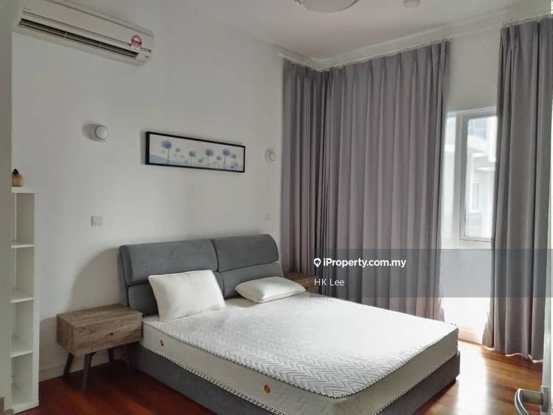 Condominium for Sale in Pavilion Hilltop by HK Lee - iProperty.com.my