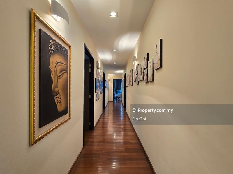 For Sale - Desa Eight