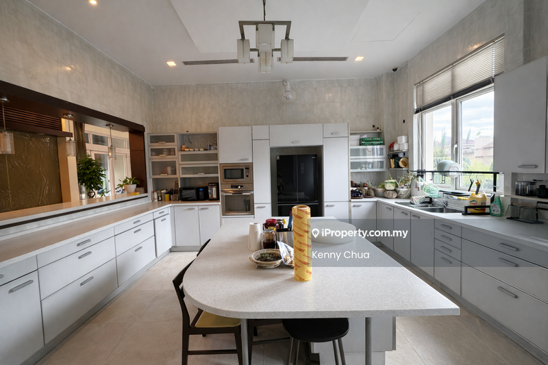 Bungalow House for Sale in Glenmarie Court, Glenmarie by Kenny Chua - Kitchen - iProperty.com.my