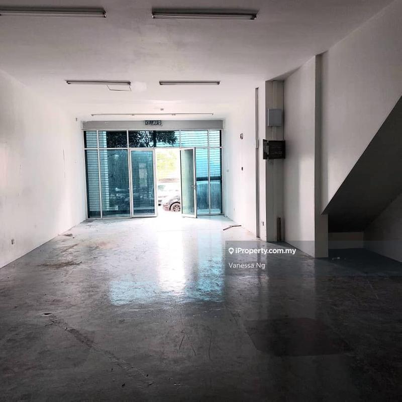 Shop for Sale in Kampung Sungai Kayu Ara, Petaling Jaya by Vanessa Ng - iProperty.com.my